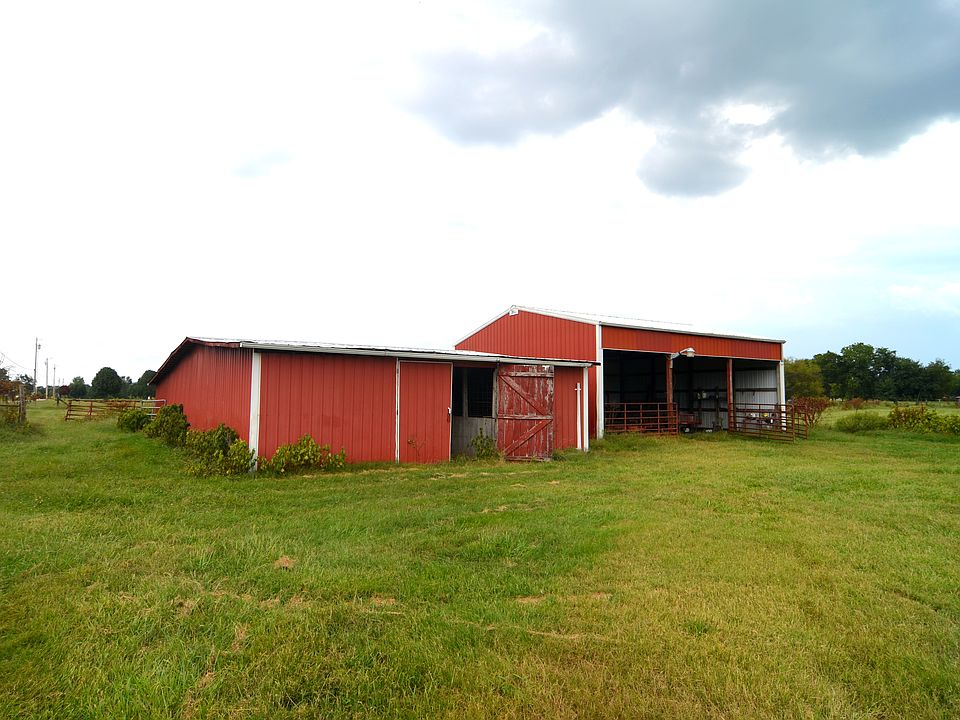 2nd image of 2223 Armstrong Valley Rd