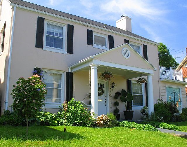 340 Maple Ave, WV 26501 Zillow