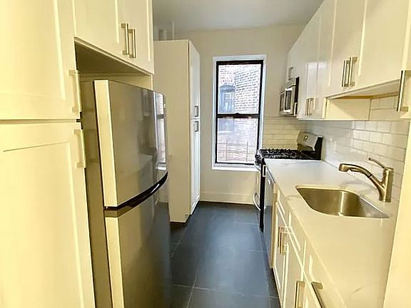 2nd image of 603 W 140th St APT 9