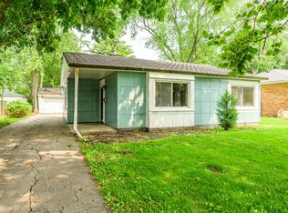 16 S Rosedale Ave, Aurora, IL 60506