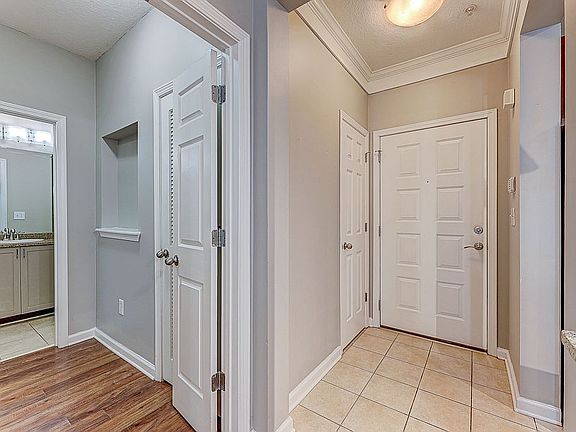 4th image of 400 17th St NW Unit 1138