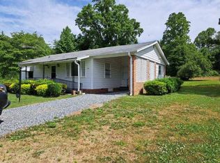 159 Flat Rock Rd, Reidsville, NC 27320