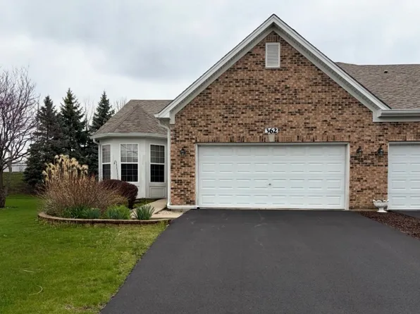 362 Woodhill Dr, Carol Stream, IL 60188