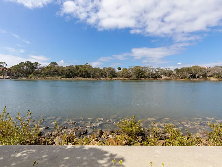 262 Yacht Harbor Dr — Photo 65
