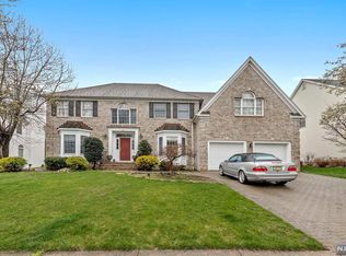 507 Stonewall Ct, Wyckoff, NJ 07481