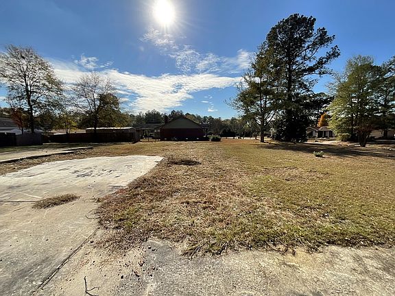 3rd image of 1603 Pine Acres Dr