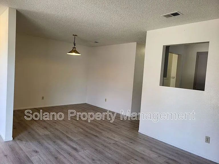 818 E Tabor Ave #8 — Photo 2