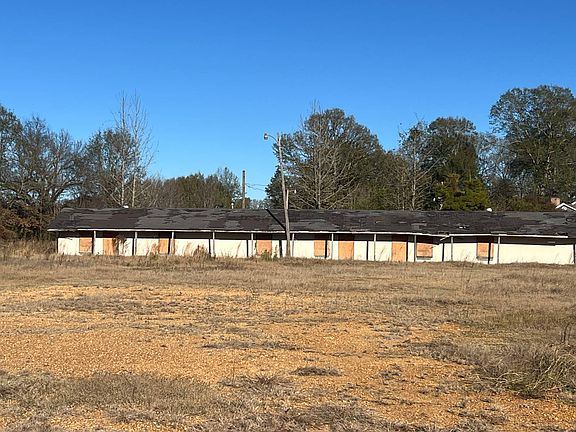 5th image of 3788 Commerce St