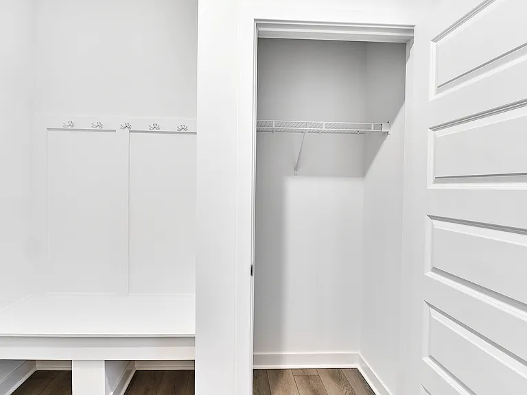 404 W Monroe St — Photo 22