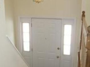 18 Snake Hill Rd, Charlton, MA 01507