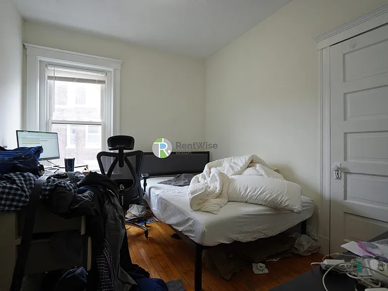 1320 Commonwealth Ave #9 — Photo 5