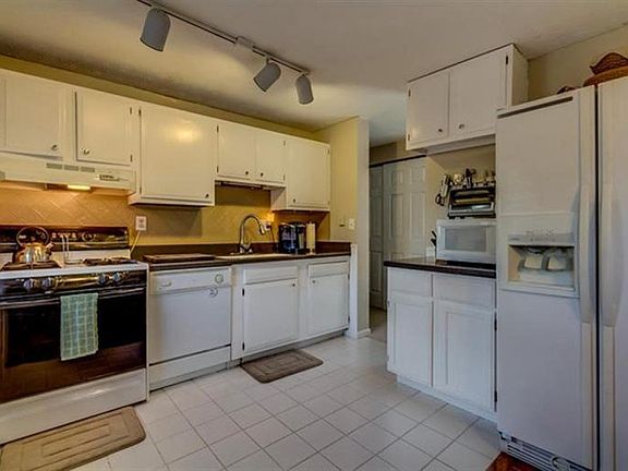 5th image of 6058 Tridale Ct