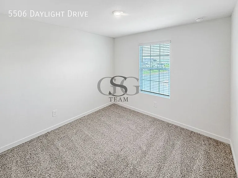 5506 Daylight Dr — Photo 8