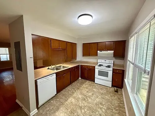 126 S Atley Ln #MAIN Photo 1