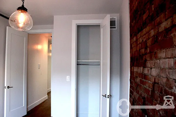 Rented by Brooklyn Key | media 18