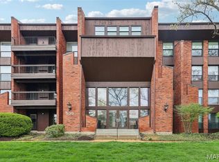 539 Coeur De Royale Dr APT 201, Saint Louis, MO 63141