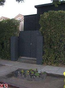 2nd image of 9038 Ashcroft Ave