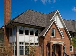 140 Vine St #12, Westlake, OH