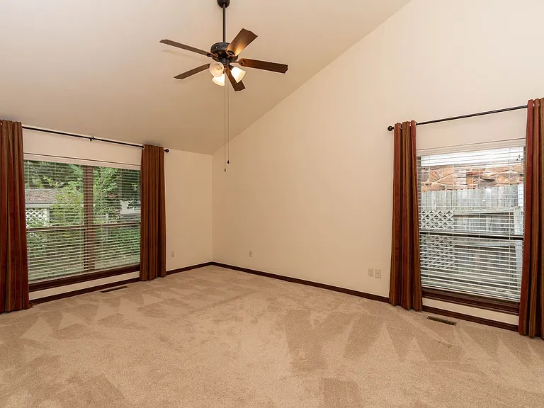 8818 S 69th East Ave — Photo 18