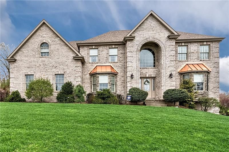 1st image of 204 Cashmere Ct