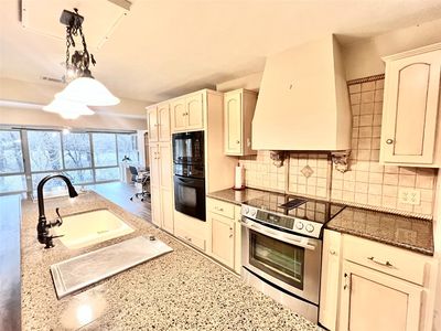 881 Johnson Ln, Ovilla, TX, 75154