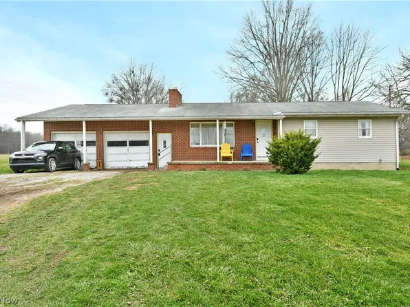 6111 Thompson Clark Rd, Bristolville, OH 44402