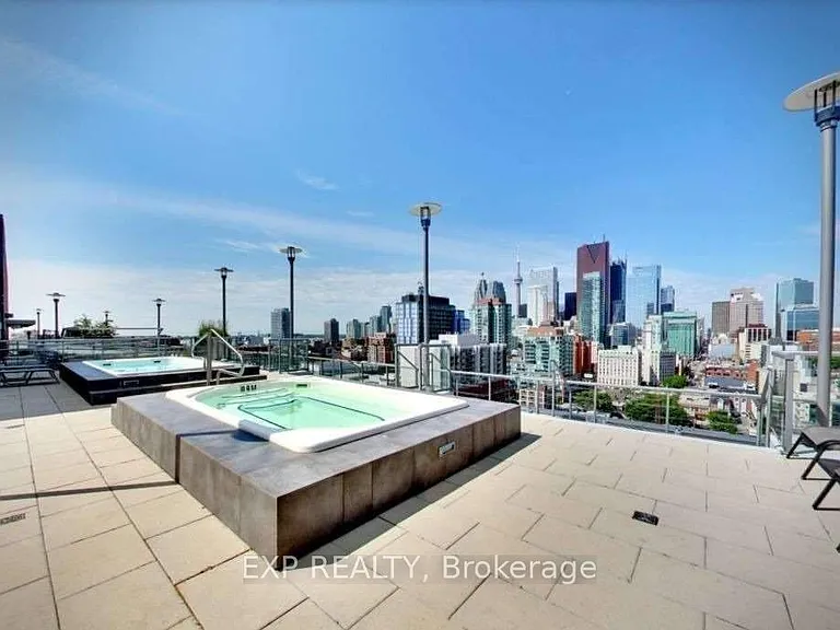 320 Richmond St E #1022 — Photo 17