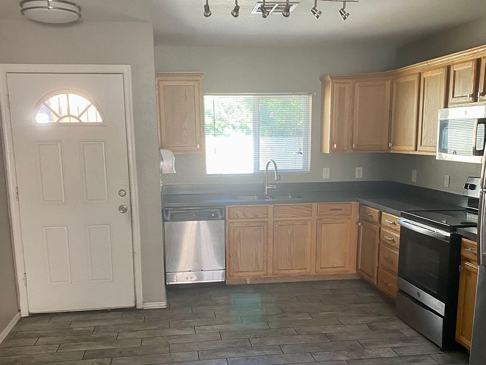 1st image of 2401 W Avalon Dr