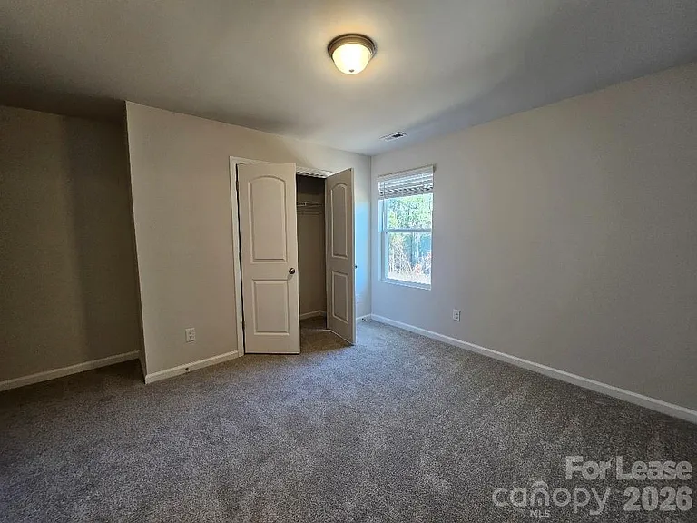 3108 Cheyney Park Dr — Photo 32