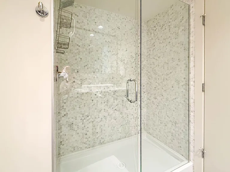 189 Keefer St #505 — Photo 20