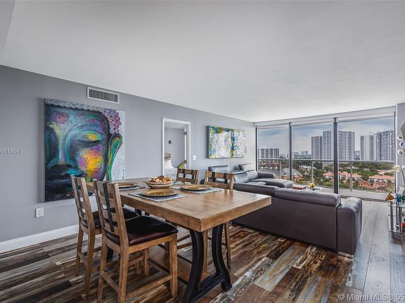 5th image of 3701 N Country Club Dr APT 1601