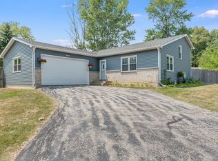 11620 26th Ave, Pleasant Prairie, WI 53158