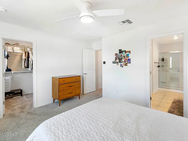1032 E Descent St — Photo 5