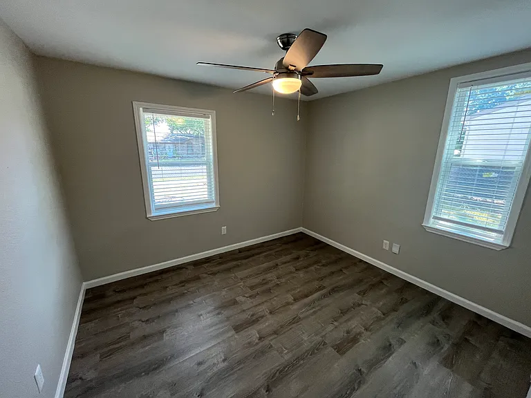 13020 Spring Oaks Dr — Photo 16