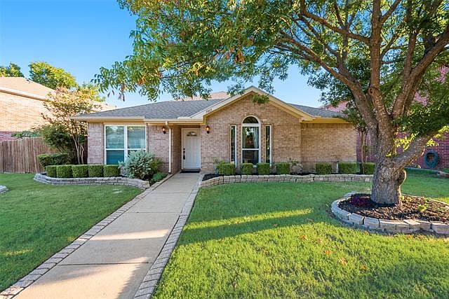 1st image of 3003 Creekwood Dr