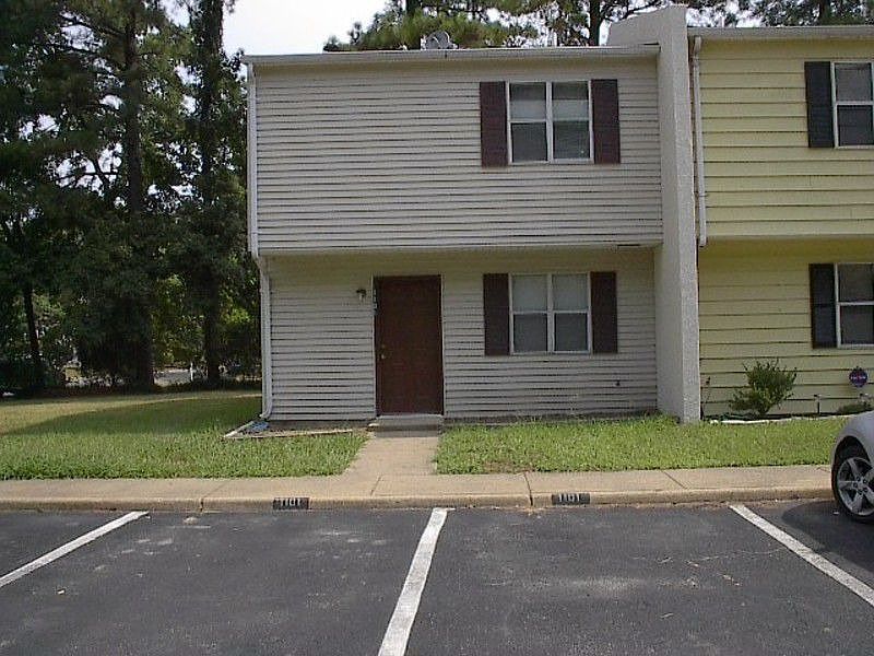 1st image of 1101 Old Denbigh Blvd