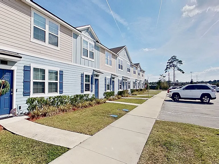 106 Red House Cir — Photo 3