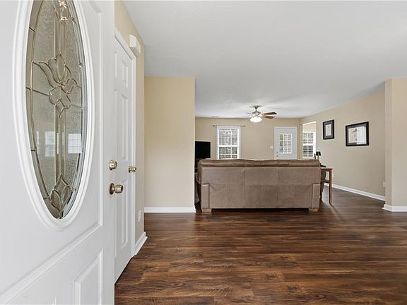 5th image of 602 Forest Park Rd