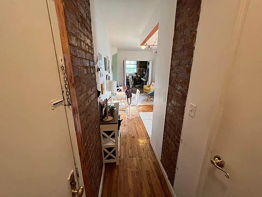 Rented by Best Apartments North Inc | media 29