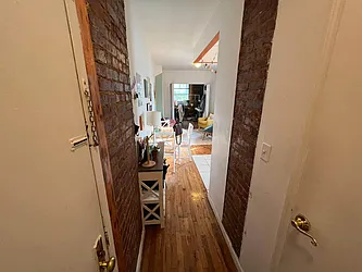 Rented by Best Apartments North Inc