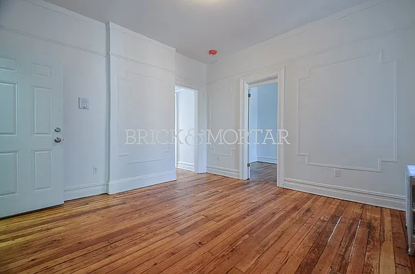 Rented by Brick&Mortar | media 30