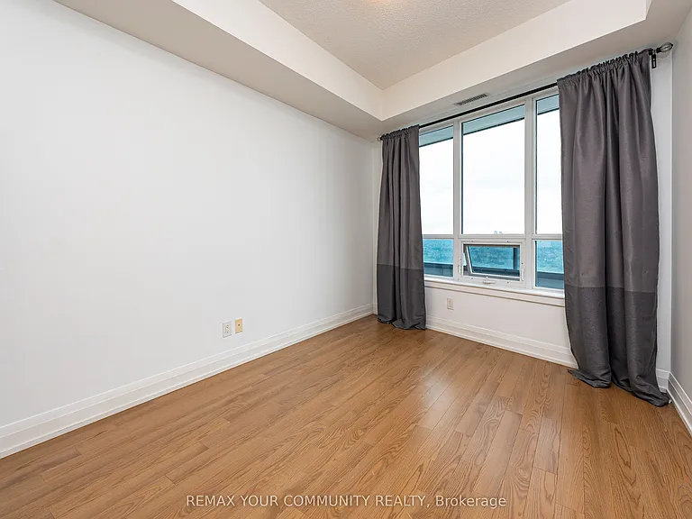 7171 Yonge St S #2601 — Photo 11