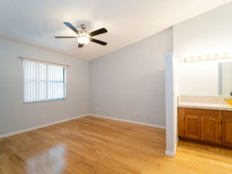 40 Aledo Ct — Photo 11