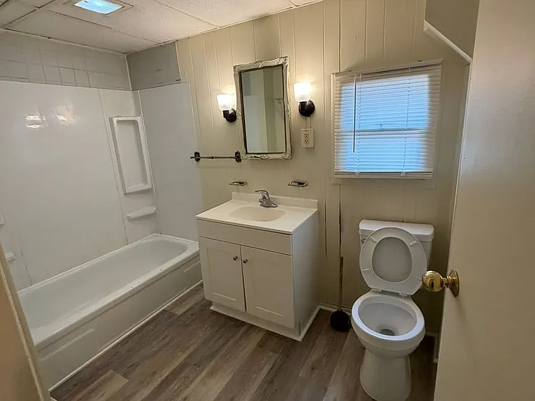 738 Cleveland Ave — Photo 10