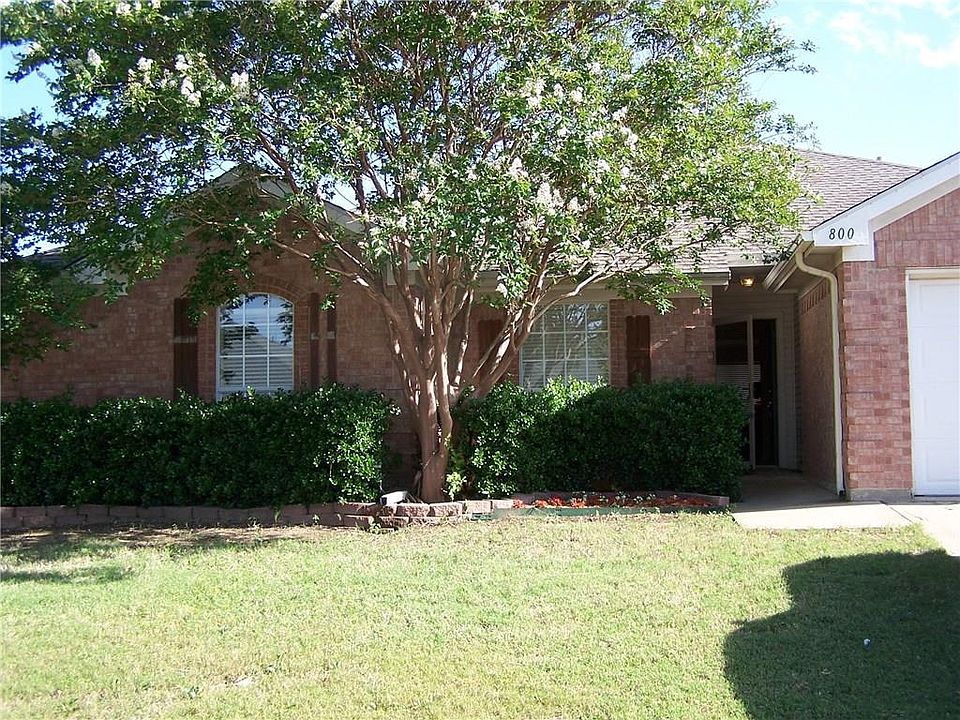 1st image of 800 Ogden Dr