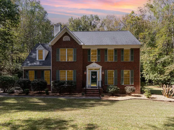 7212 Waltridge Pl, Holly Springs, NC 27540