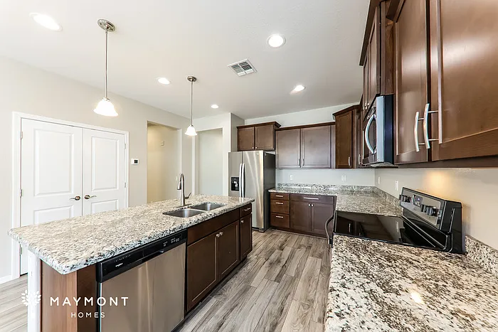 23134 N 126th Dr — Photo 8