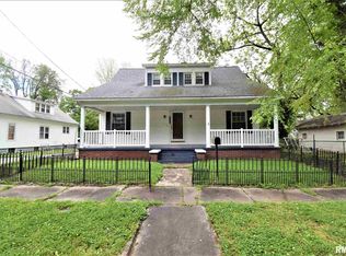 806 N 11th St, Mount Vernon, IL 62864