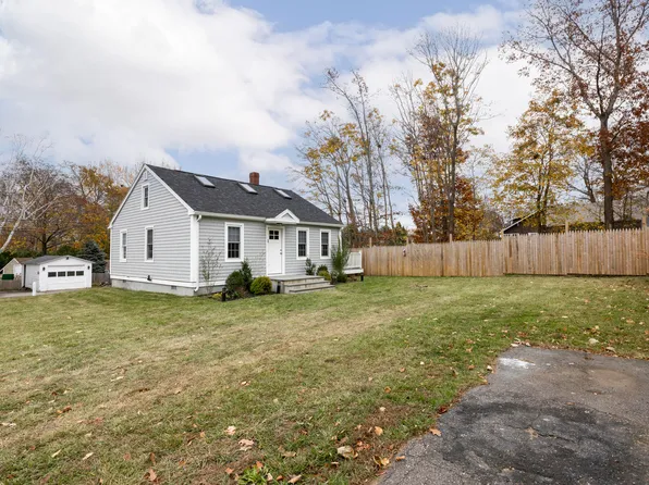 31 Wintergreen Street, Old Orchard Beach, ME 04064