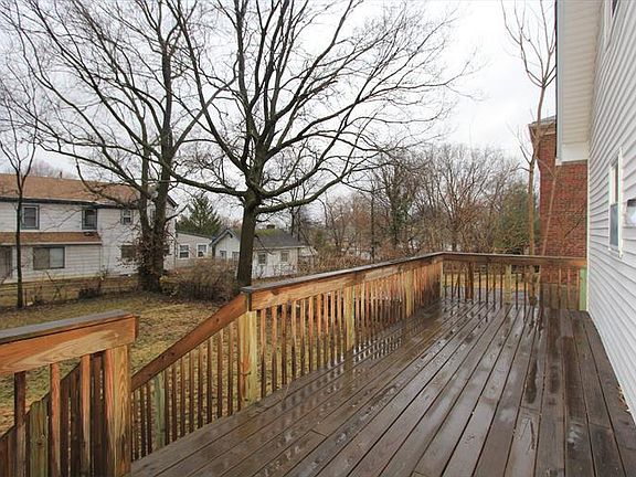 4th image of 2719 Oakleaf Ave